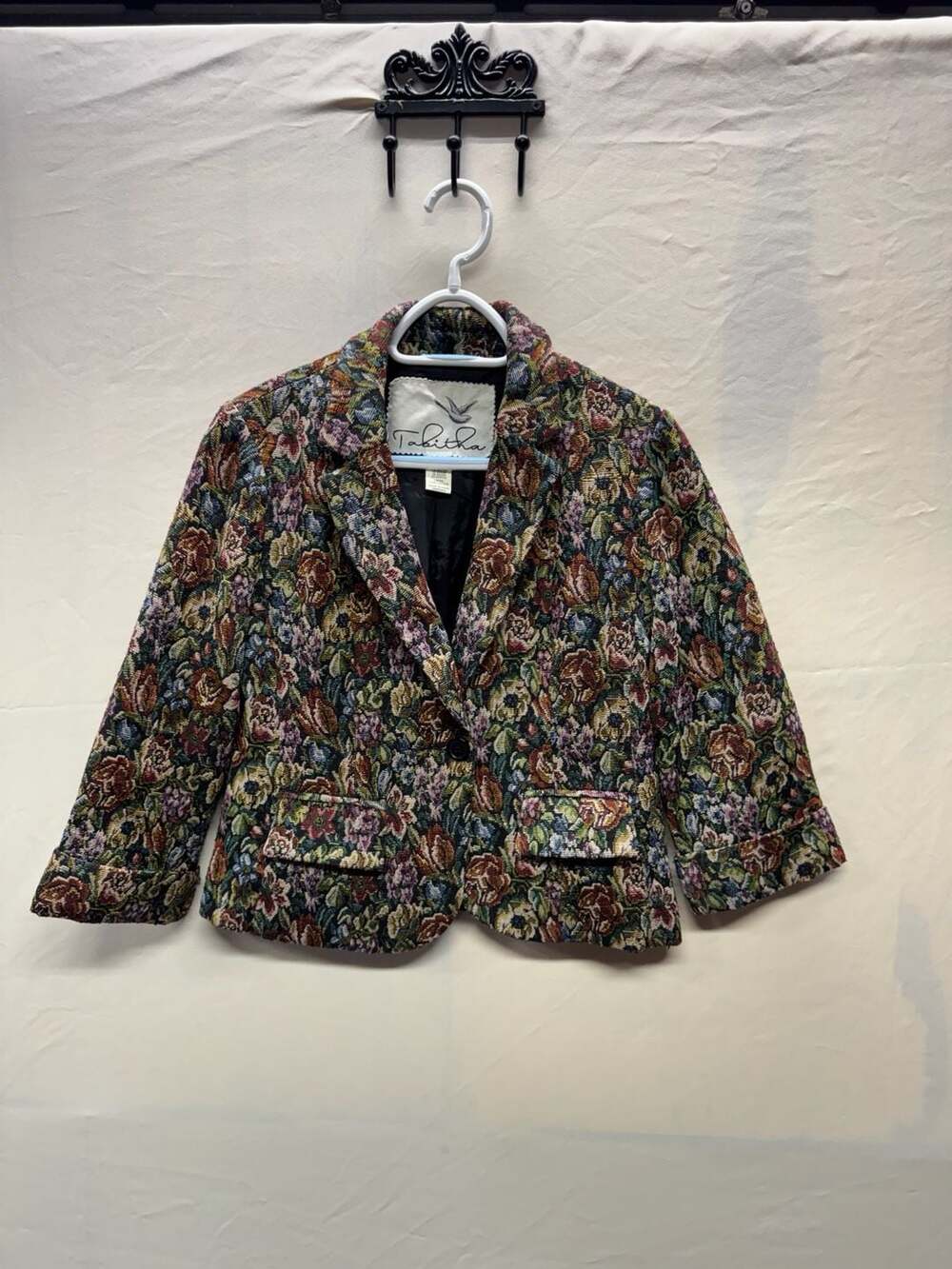 Tabitha Vintage Floral Tapestry Cropped Blazer Jacket Size 6